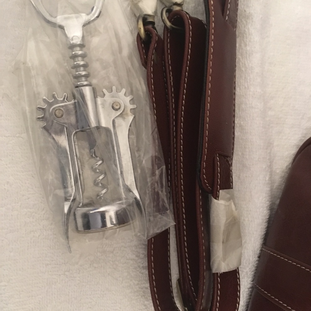 Leather Double Wine Bottle Carrier - Picture 6 of 7